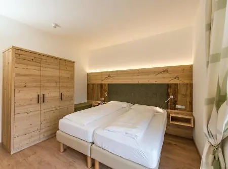 Cristallo Sport & Wellness Hotel Levico Terme